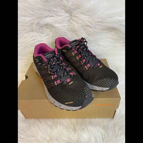 Merrell Shoes - Merrell “FLY STRIKE” Black Fuchsia Women’s Sneakers Tennis Shoes SZ 10.5 WOMENS